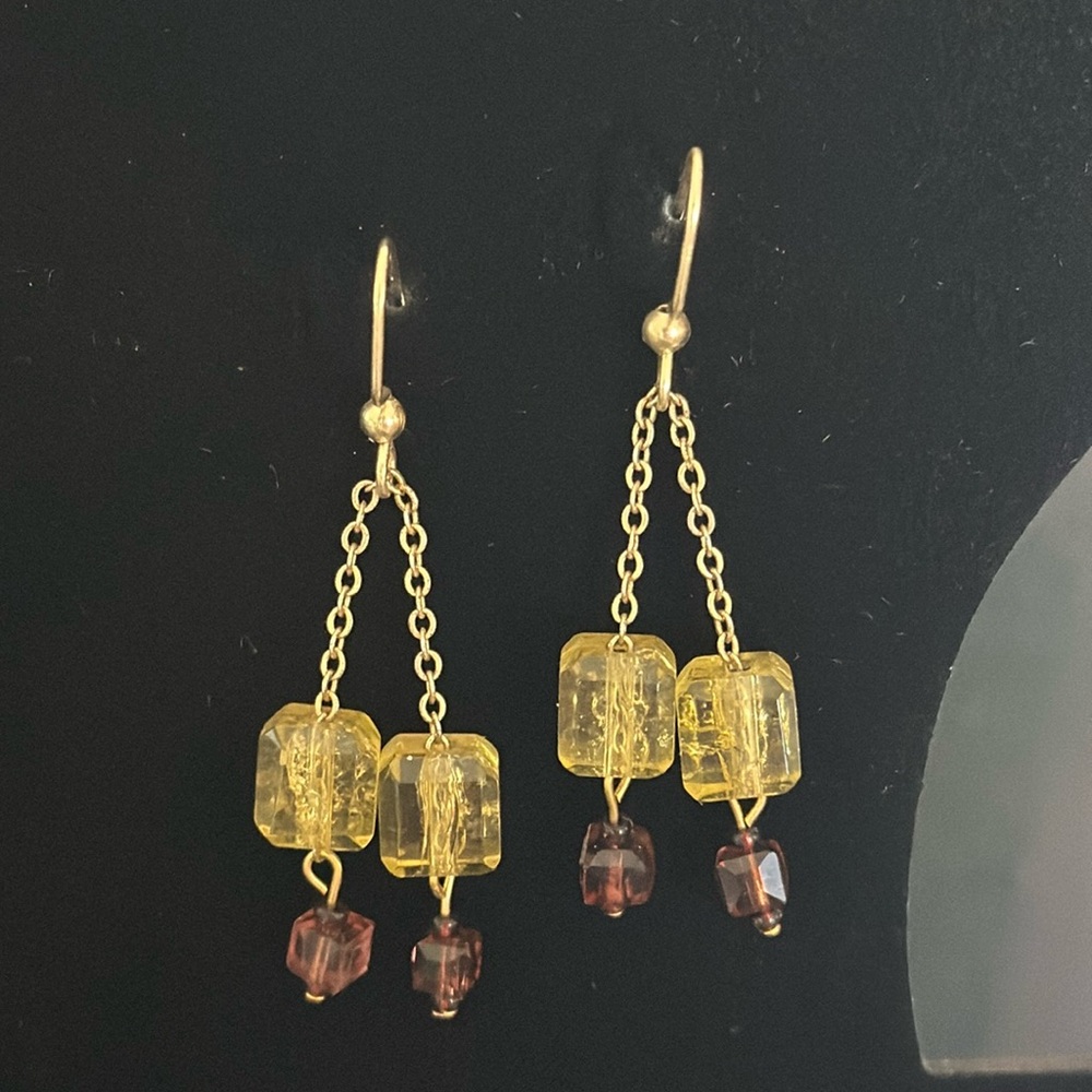 “Yellow squared” Crystal earrings